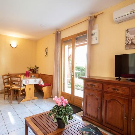 Le Mont Guillaume - 1 Chambre Terrasse Et Jardin Apartment Saint-André-dʼEmbrun Bagian luar foto